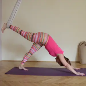 EsztAerial aerial jóga online